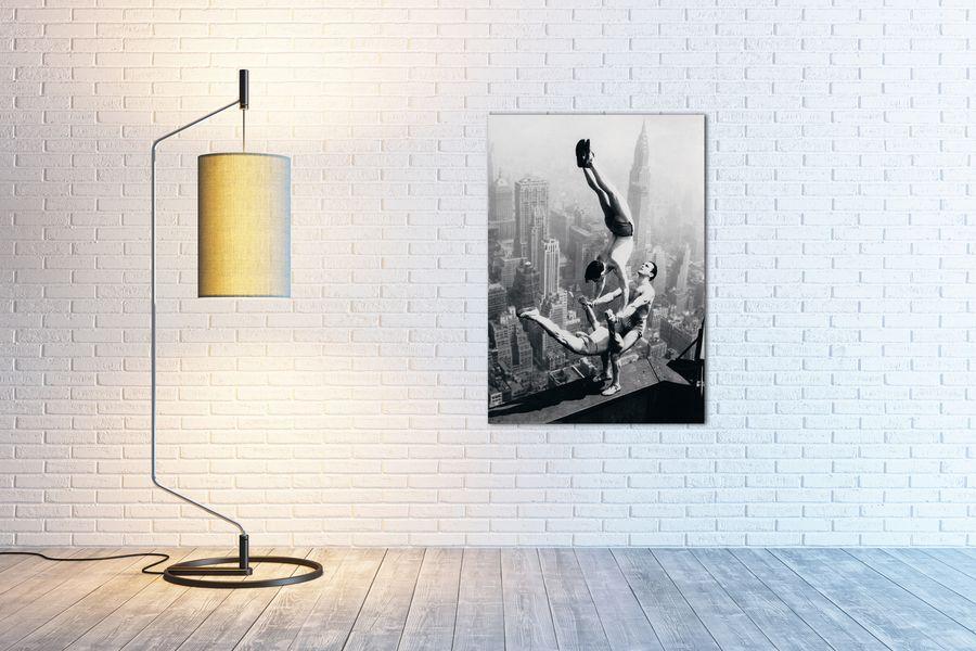 Artopweb Anonymous - Acrobati Empire State Building Decorative MDF Panel (70x100cm)