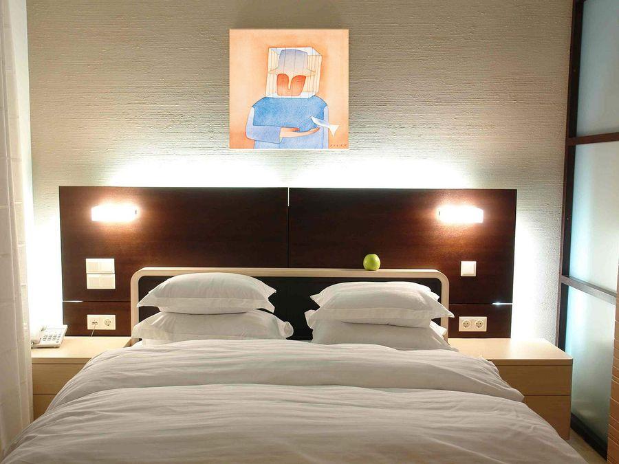 Artopweb Folon - Oui La Libertè Decorative MDF Panel (70x70cm)