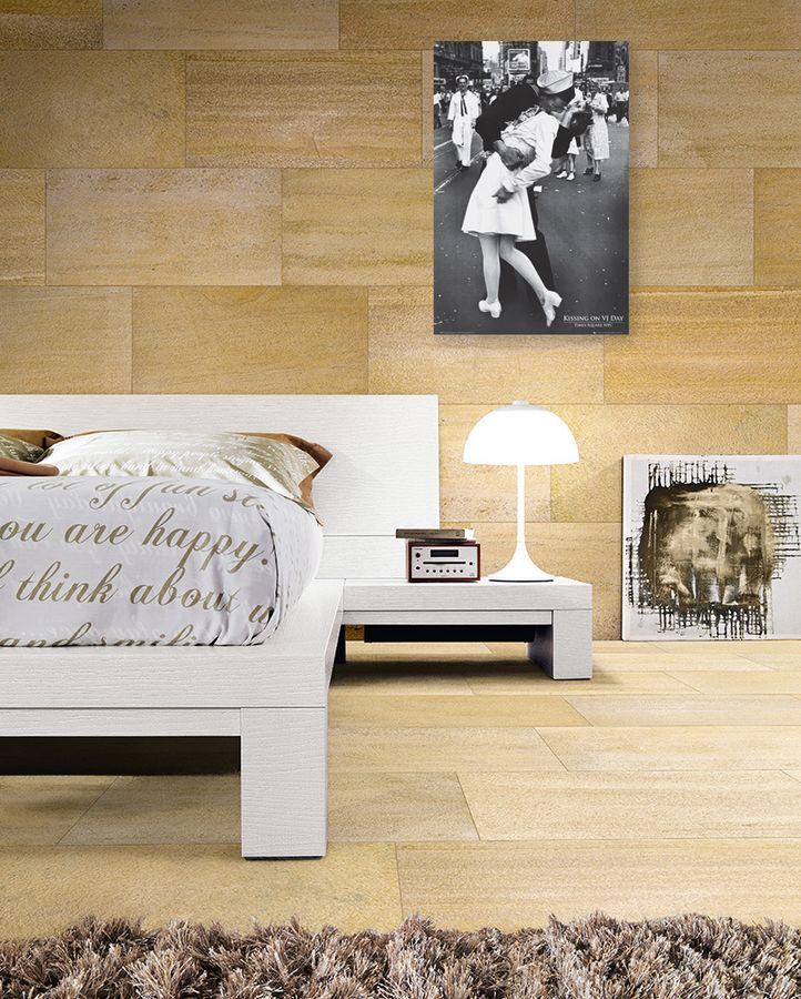 Artopweb Null - Kissing On Vj Day Decorative MDF Panel (60x90cm)