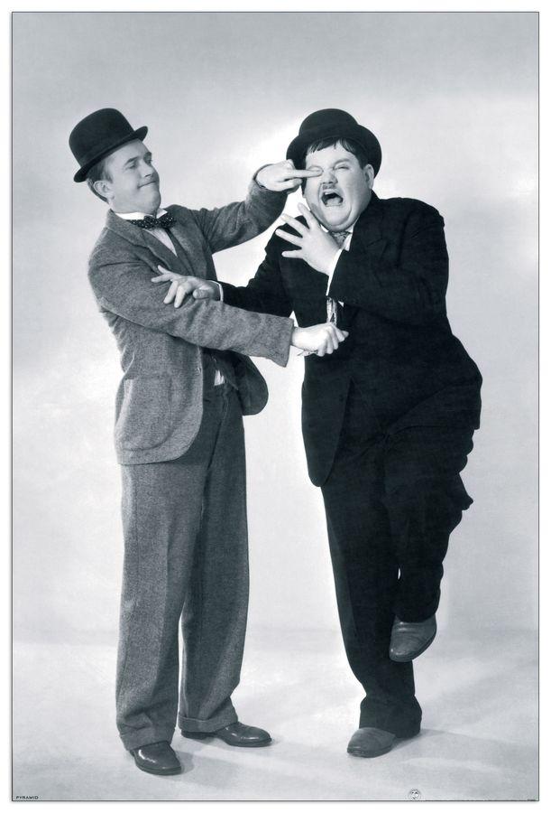 artopweb Null - Oliver & Hardy Decorative MDF Panel (60x90cm)