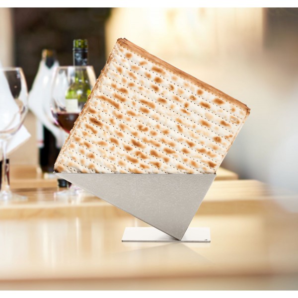Artori Design Pyramid Matzah Tray / Matzah Holder For Pesach Matsos – Gold/Silver