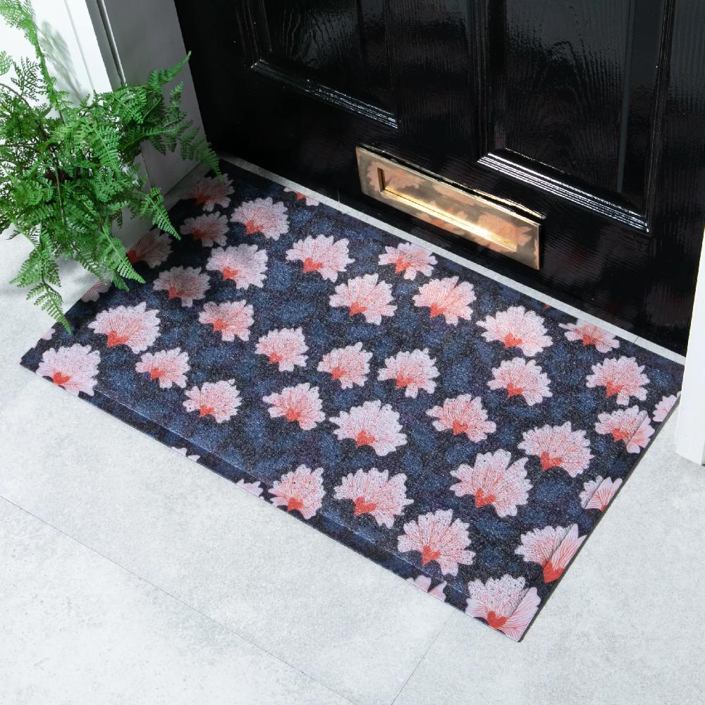 artsy doormats Hoya Hearts Doormat x Rachel Parker