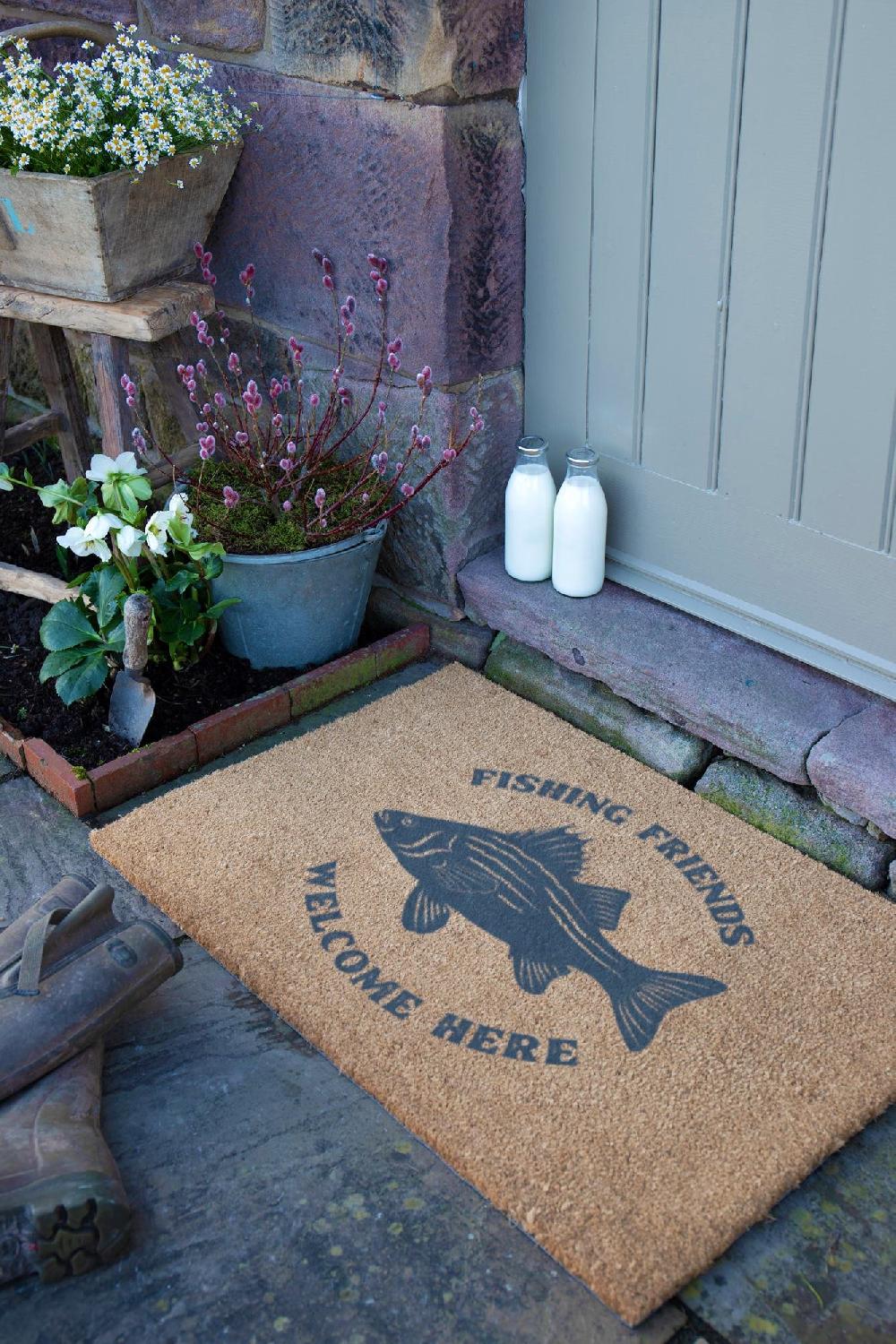 Artsy Doormats Fishing Friends Welcome Doormat (90 X 60cm)