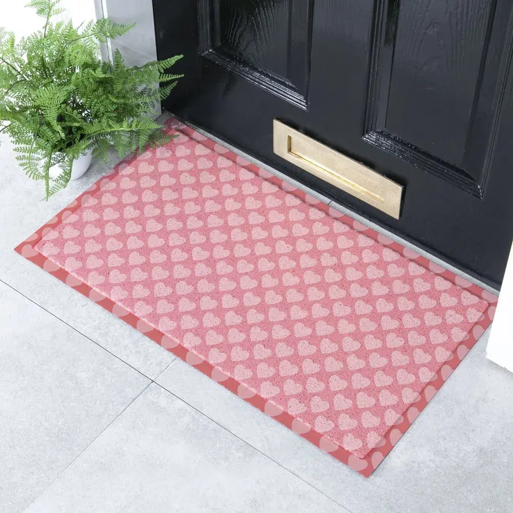 artsy doormats Pink Heart Patterned Indoor & Outdoor Doormat – 70x40cm