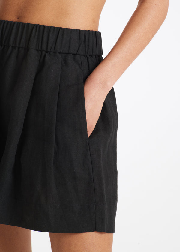 Asceno Zurich Short Black Organic Linen