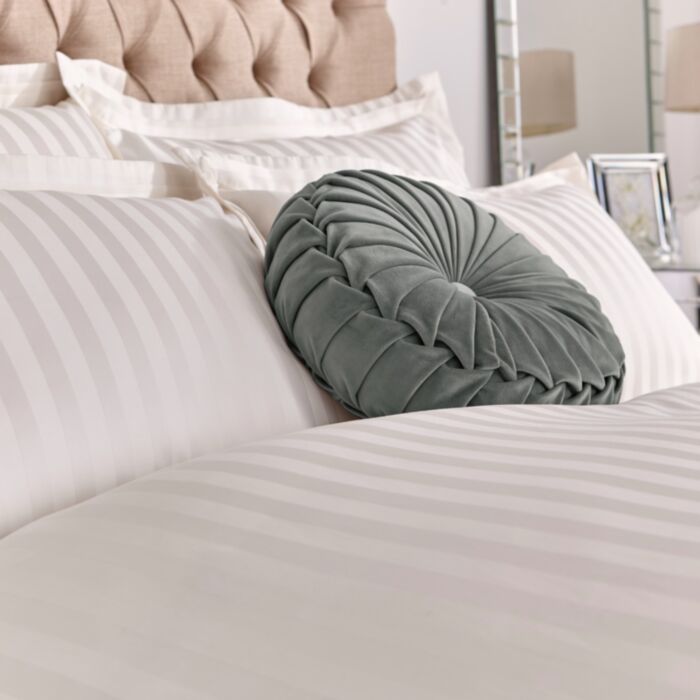 Ashley Wilde Laura Ashley Shalford Cream Bedding