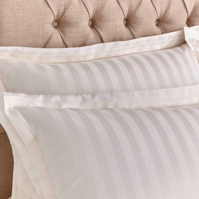 Ashley Wilde Laura Ashley Shalford Cream Bedding