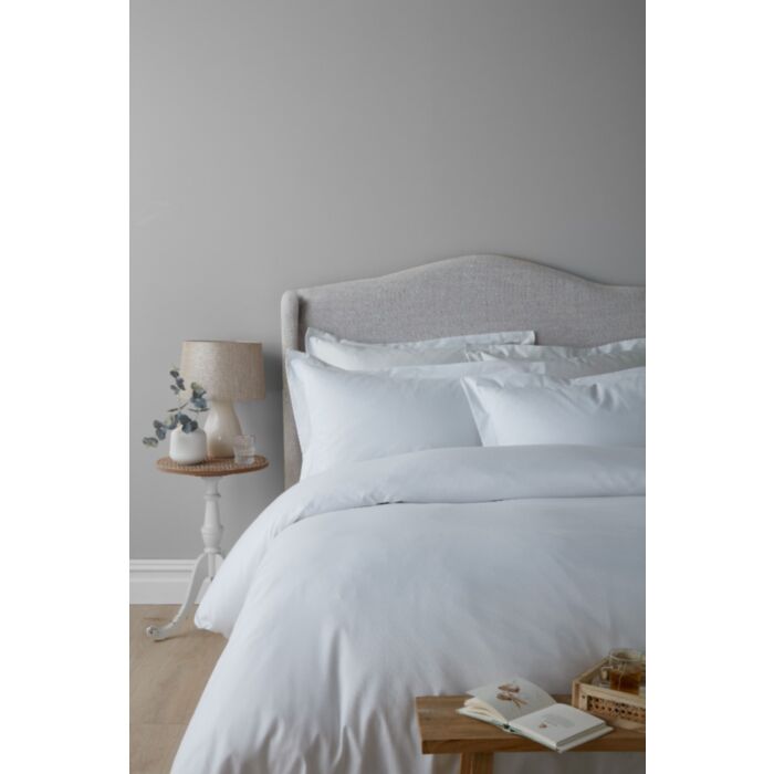 Ashley Wilde Luxe & Wilde Beaumont White Bedding