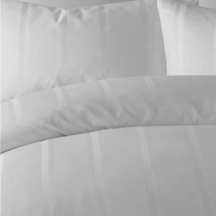 Ashley Wilde Luxe & Wilde Henry White Bedding