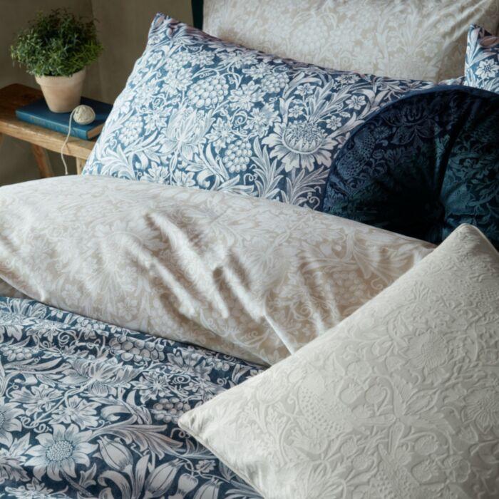 Ashley Wilde William Morris Sunflower Ink Bedding