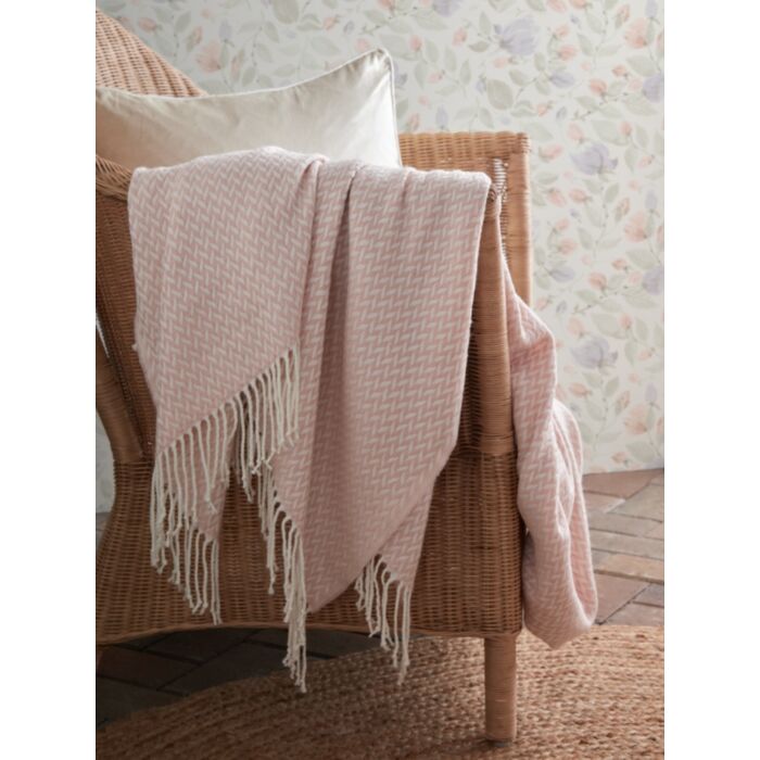 ashley wilde Laura Ashley Arya Blush 140x180cm Throw