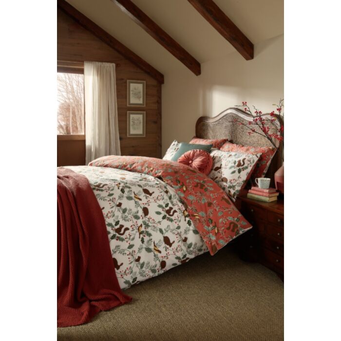 ashley wilde Laura Ashley Autumnal Woodland Crimsonred Bedding