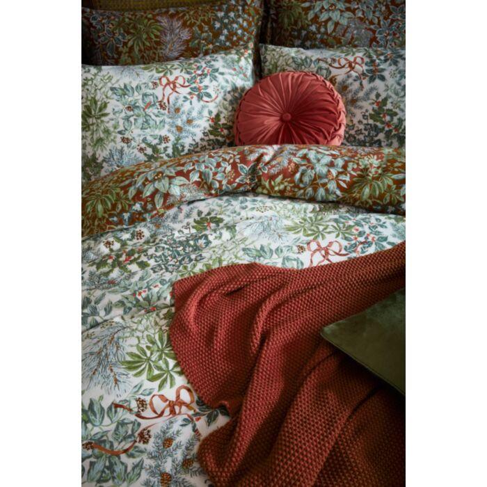 Ashley Wilde Laura Ashley Crossdale Christmas Berries Festive Red Bedding