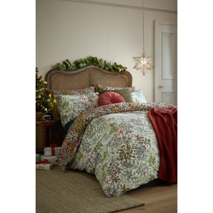 ashley wilde Laura Ashley Crossdale Christmas Berries Festive Red Bedding