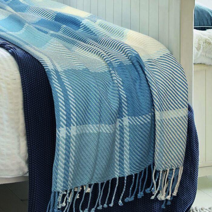 Ashley Wilde Laura Ashley Dylan Seaspray 150x200cm Throw