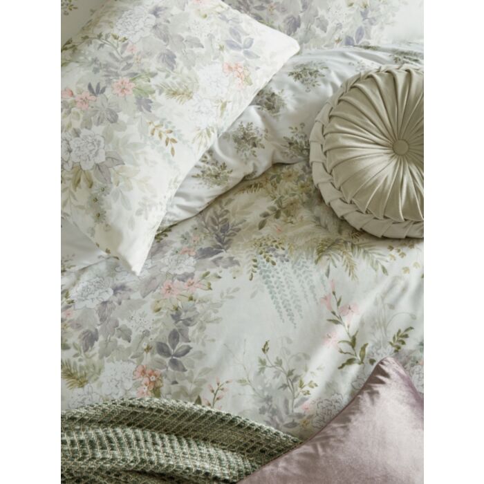 Ashley Wilde Laura Ashley Linlithgow Pale Lavender Bedding