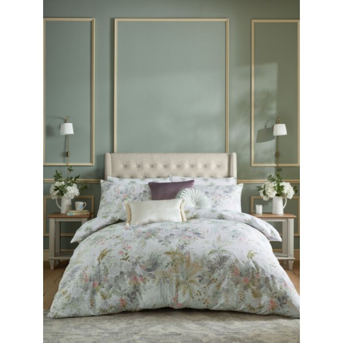 Ashley Wilde Laura Ashley Linlithgow Pale Lavender Bedding