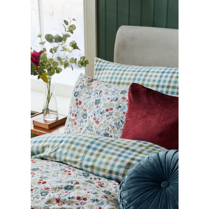 Ashley Wilde Laura Ashley Nigella Ruby Red 50x50cm Microfibre Cushion