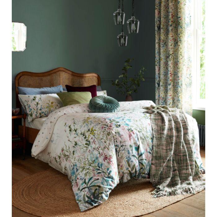 Ashley Wilde Laura Ashley Pointon Fields Multi Bedding