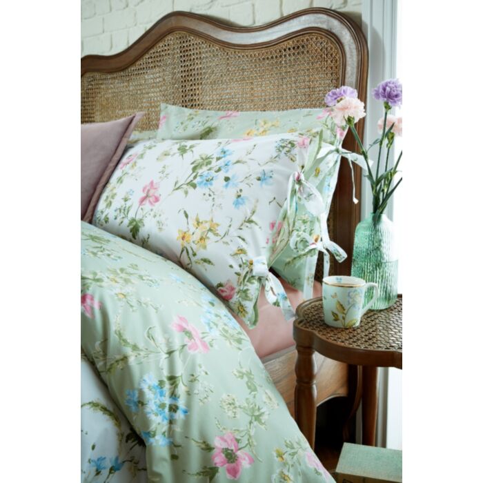 Ashley Wilde Laura Ashley Poppy Meadow Multi Bedding