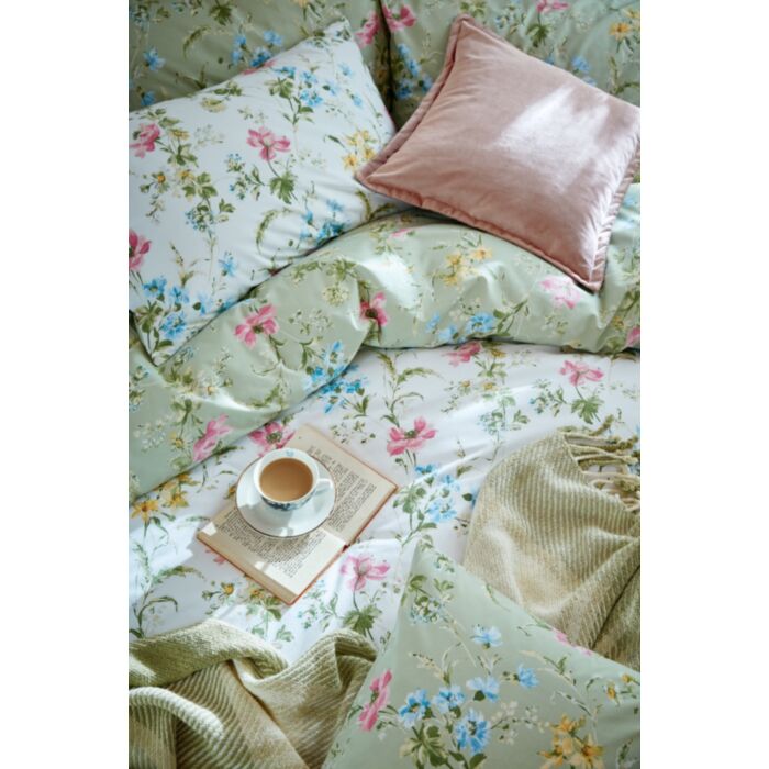 Ashley Wilde Laura Ashley Poppy Meadow Multi Bedding