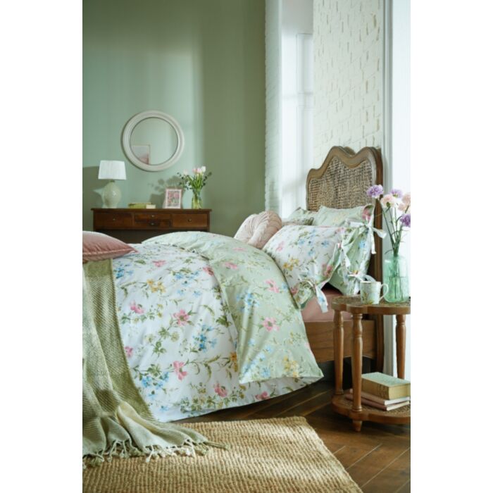 Ashley Wilde Laura Ashley Poppy Meadow Multi Bedding