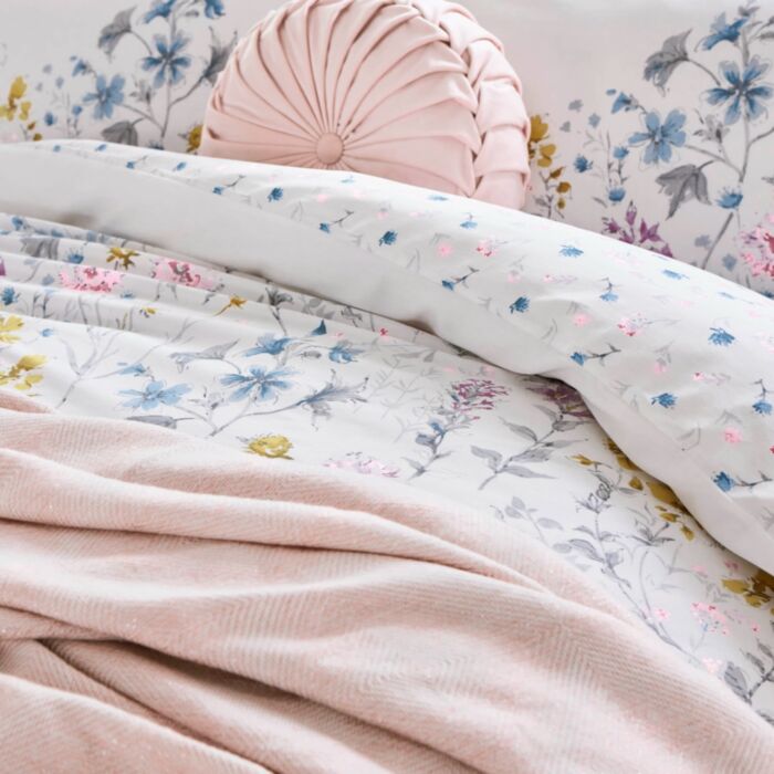 Ashley Wilde Laura Ashley Wild Meadow Multi Bedding