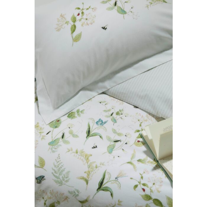 Ashley Wilde Sophie Allport Wild Floral Green Bedding