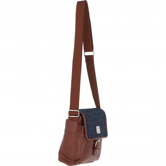 Ashwood Leather Ashwood Leather X Harris Tweed Bodybag Tan/Navy: TW-41-11-TN