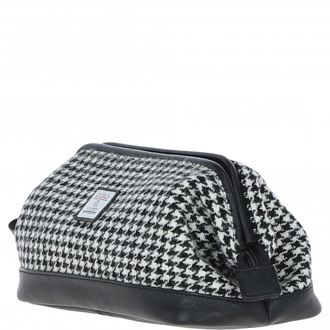 Ashwood Leather Ashwood Leather X Harris Tweed Unisex Washbag Black/White: TW-40-12-BW