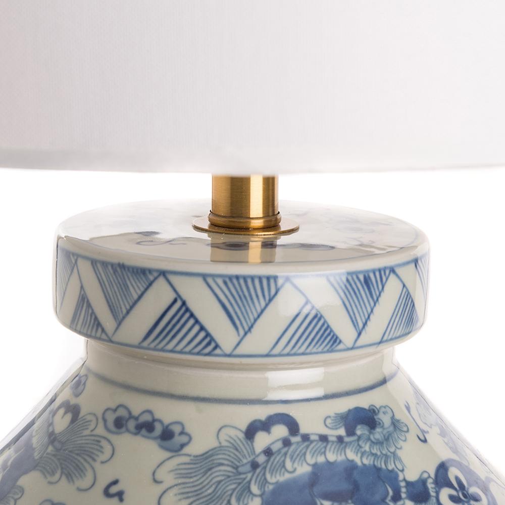 Ashwood Leather LAMP VASE BLUE WHITE FD-E27