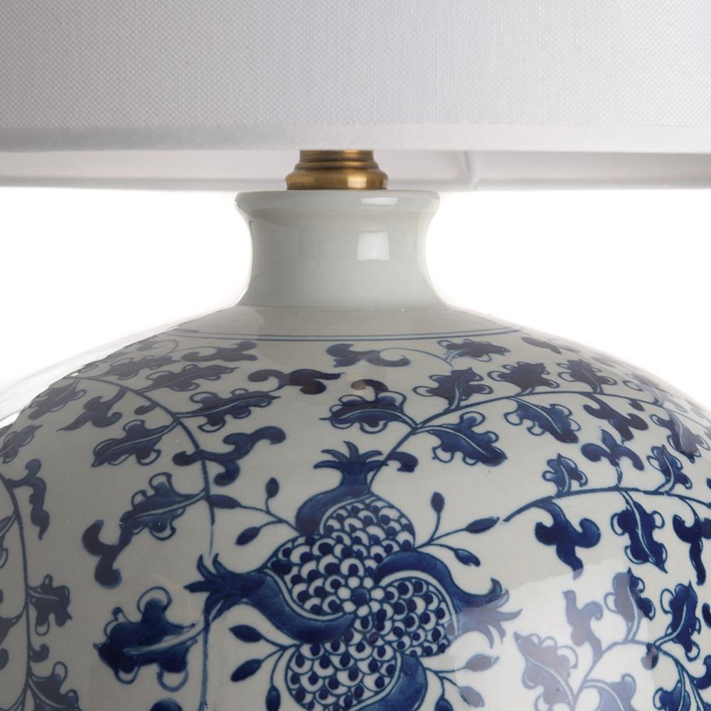 Ashwood Leather LAMP VASE MEIPING BW-E27