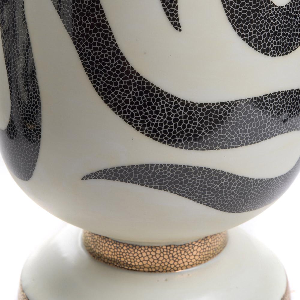 Ashwood Leather SEPENT VASE