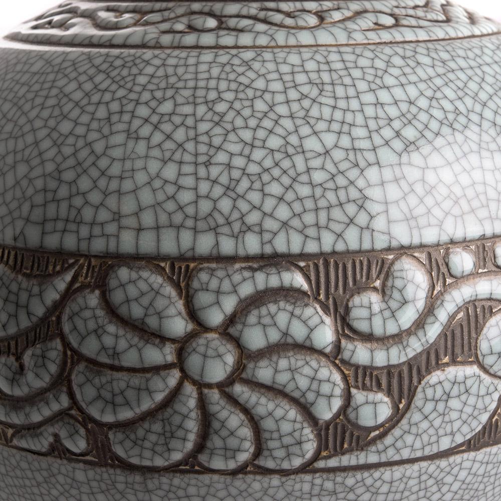 Ashwood Leather STRAIGHT NECK VASE FLORAL