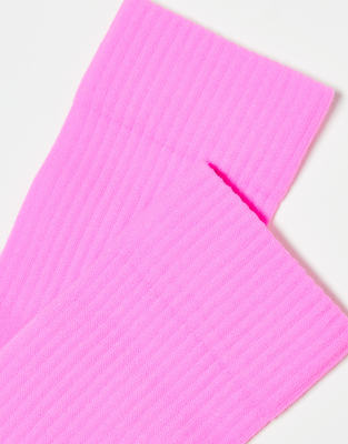 Asos 4505 3 Pack Running Socks With Elasticated Arch Support And Anti Bacterial Finish In Neon Pink