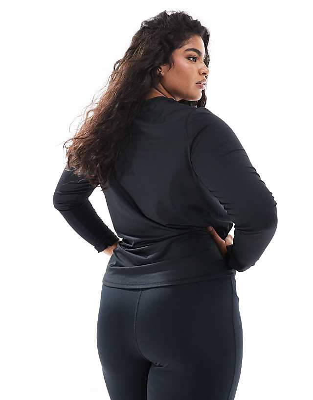 Asos 4505 Curve Icon Active Quick Dry Long Sleeve Running Top In Black