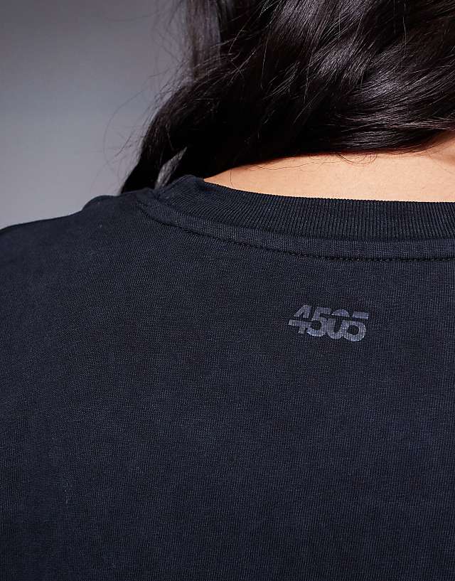 Asos 4505 Curve Icon Heavyweight Cotton Cropped T-shirt With Quick Dry Finish In Washed Black
