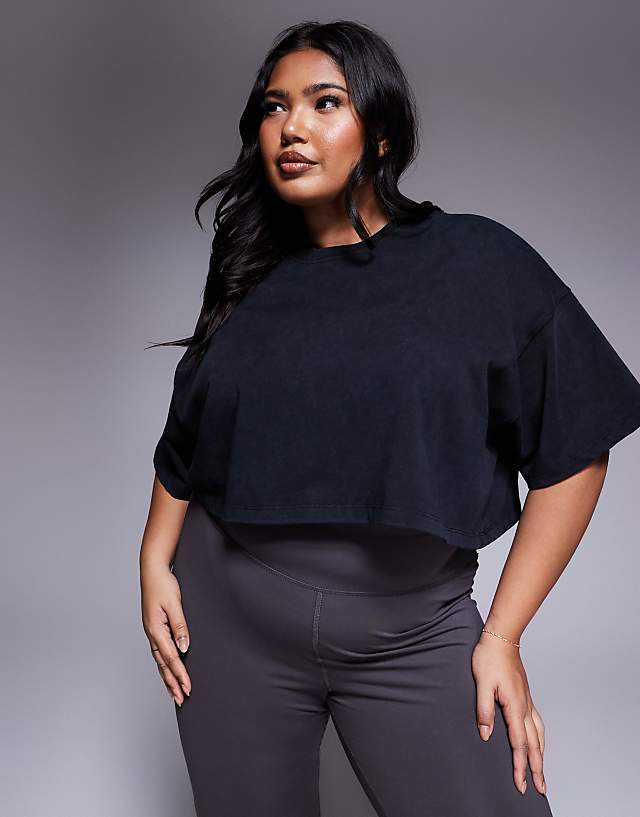 Asos 4505 Curve Icon Heavyweight Cotton Cropped T-shirt With Quick Dry Finish In Washed Black