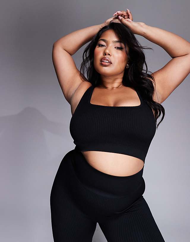 Asos 4505 Curve Icon Mid Impact Seamless Rib Sports Bra With Square Neck In Black