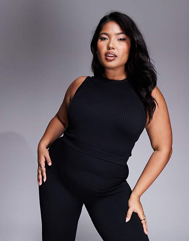asos 4505 Curve Icon seamless rib 90s cropped vest in black
