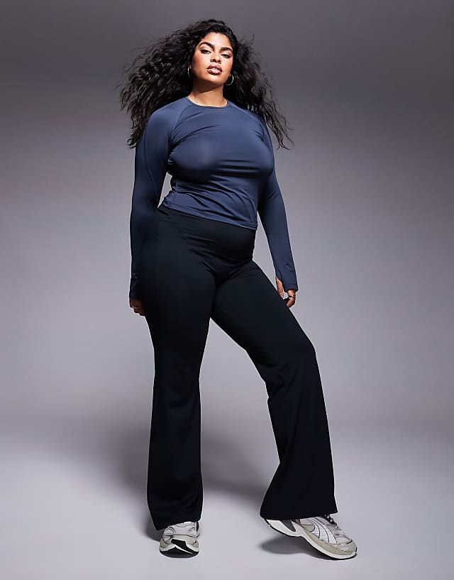 Asos 4505 Curve Icon Slim Fit Active Long Sleeve Top In Navy