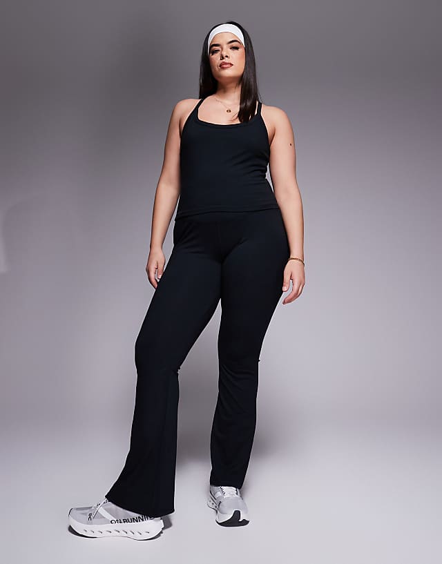 Asos 4505 Curve Icon Soft Touch Yoga Cami With Inner Bra And Adjustable Straps In Black