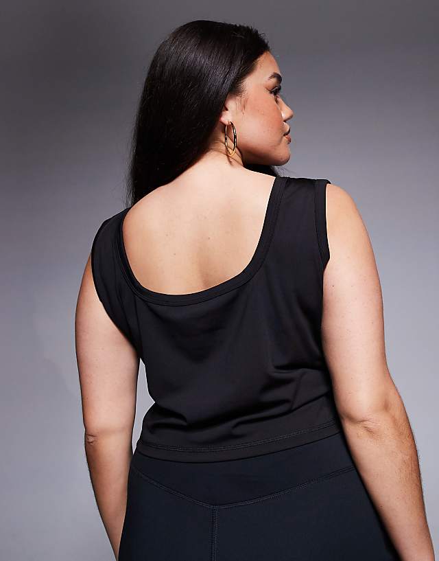 Asos 4505 Curve Scoop Neck Slightly Cropped Training Vest In Black