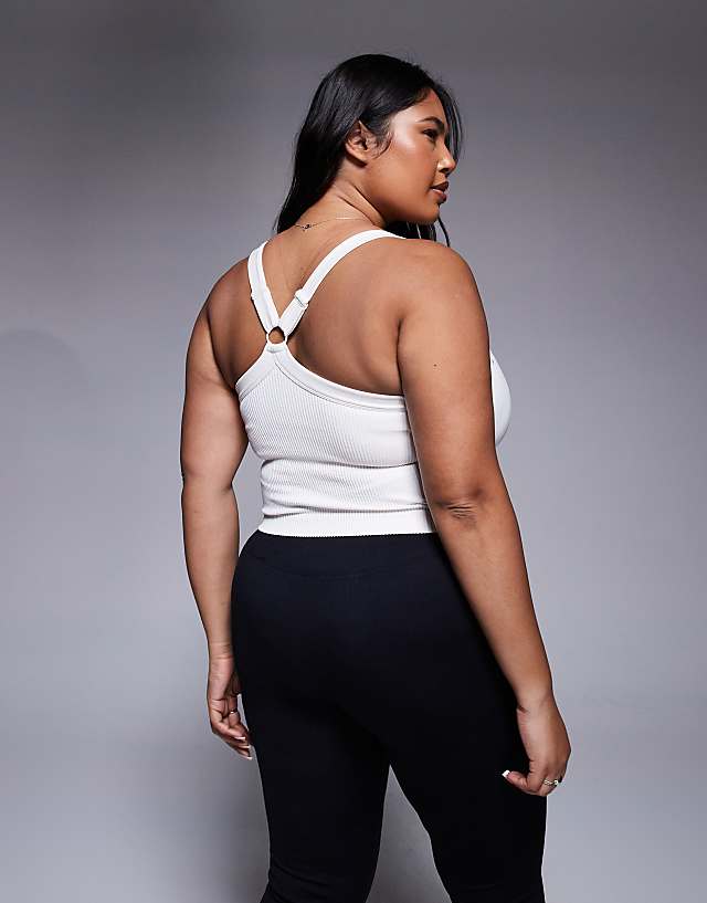Asos 4505 Curve Seamless Sculpting Vest With Inner Bra In Parchment