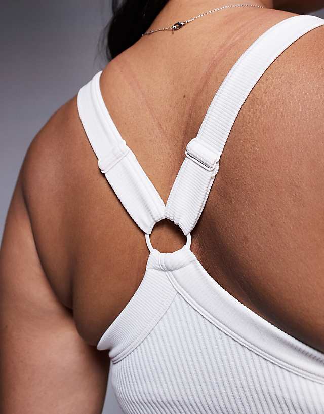 Asos 4505 Curve Seamless Sculpting Vest With Inner Bra In Parchment