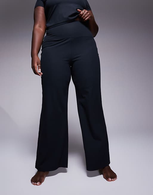 asos 4505 Curve soft touch rib slim kick yoga legging in black