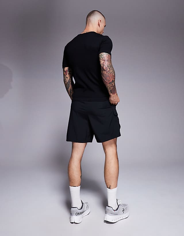 Asos 4505 Icon 7 Inch Quick Dry Training Cargo Shorts With Zip Pockets In Black