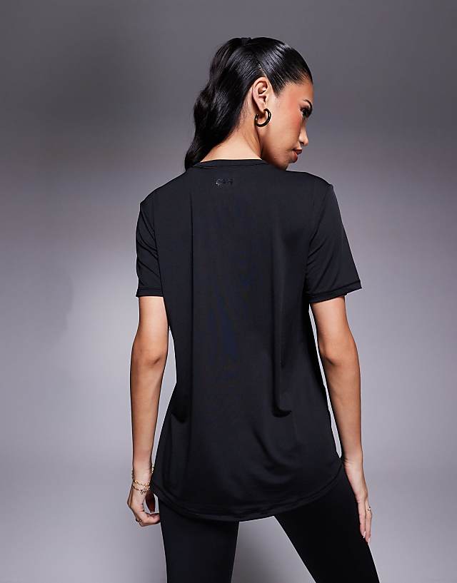 Asos 4505 Icon Active Quick Dry Performance T-shirt In Black