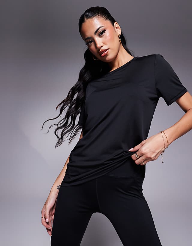 asos 4505 Icon active quick dry performance t-shirt in black