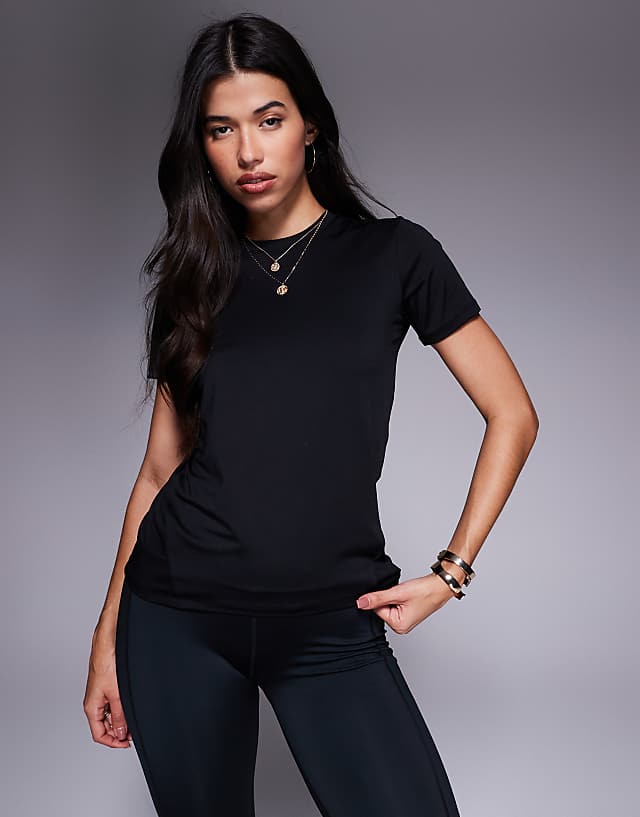asos 4505 Icon active quick dry performance t-shirt in black